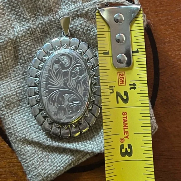 Birmingham Sterling Large Locket Antique - Org. $700 - Picture 8 of 10